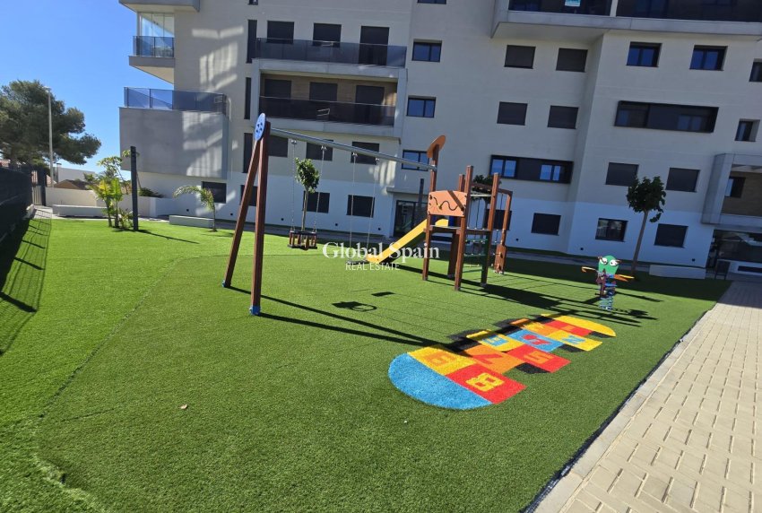 Resale - PENTHOUSE -
CAMPOAMOR - DEHESA DE CAMPOAMOR
