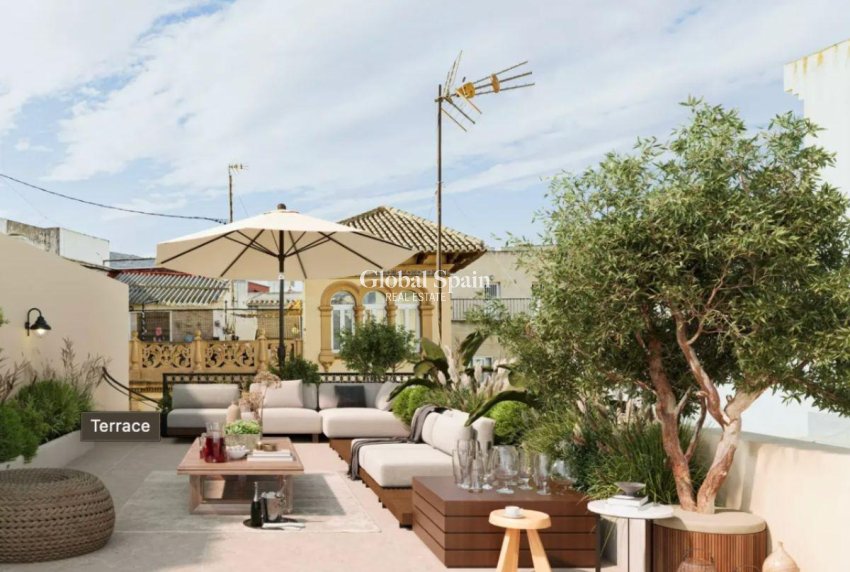 Resale - PENTHOUSE -
CARTAGENA - Casco Antiguo