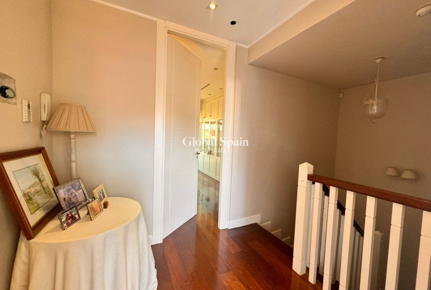 Resale - PENTHOUSE -
CARTAGENA - Costa Calida