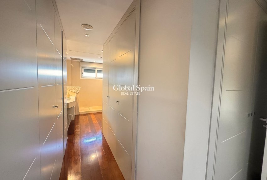 Resale - PENTHOUSE -
CARTAGENA - Costa Calida