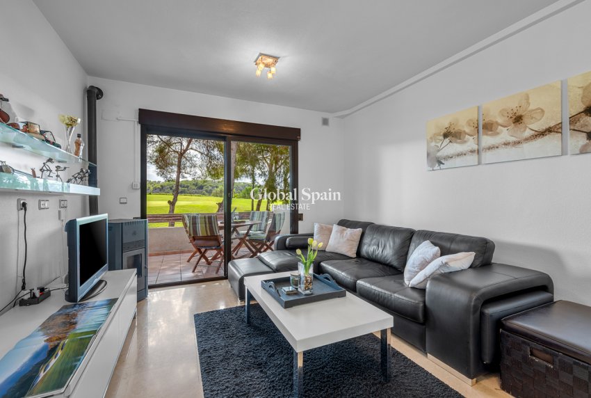 Resale - PENTHOUSE -
DEHESA DE CAMPOAMOR - Costa Blanca
