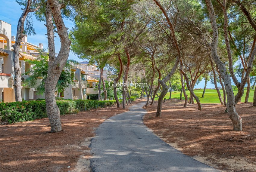 Resale - PENTHOUSE -
DEHESA DE CAMPOAMOR - Costa Blanca