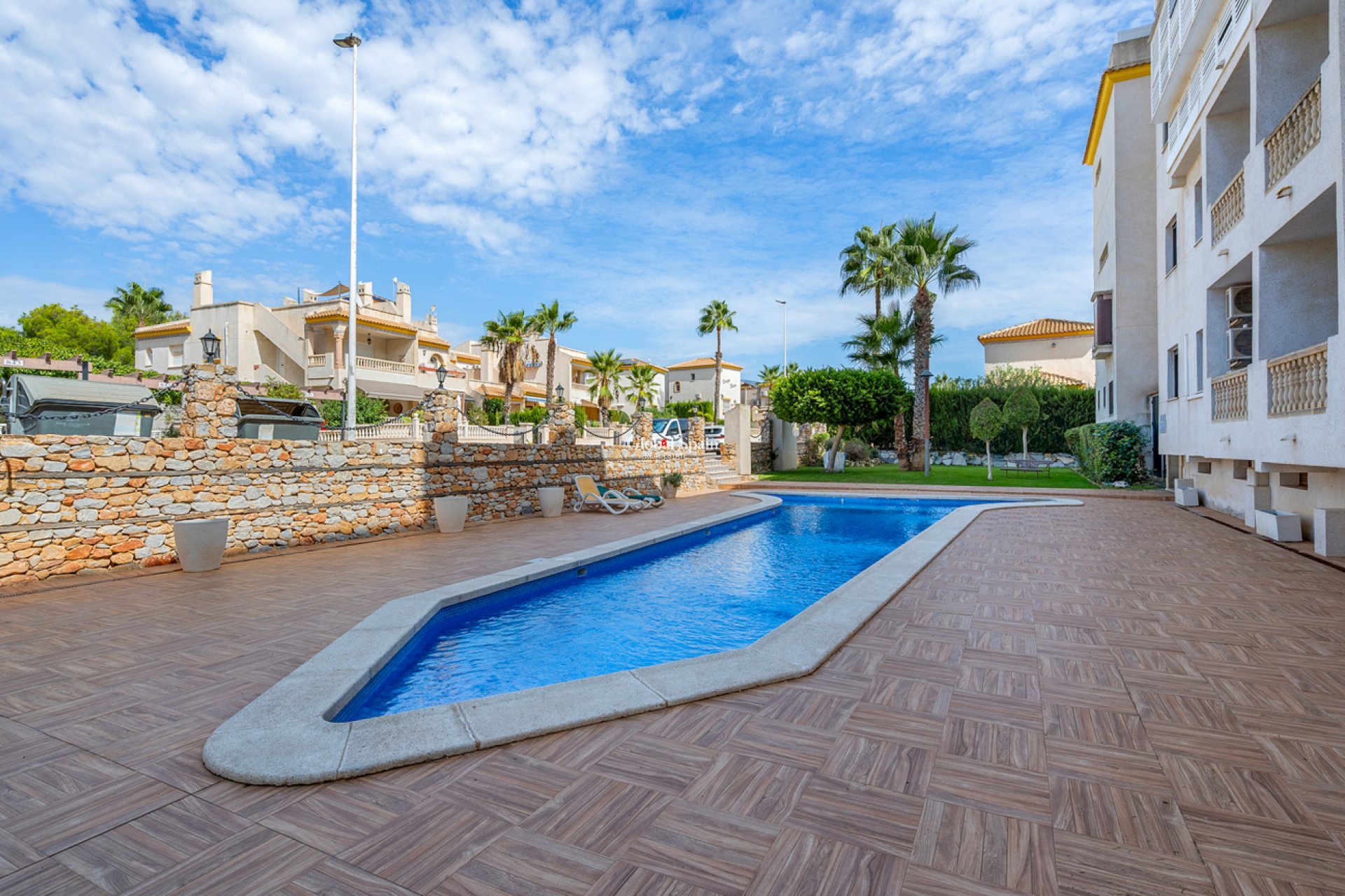 Resale - PENTHOUSE -
DEHESA DE CAMPOAMOR - Costa Blanca