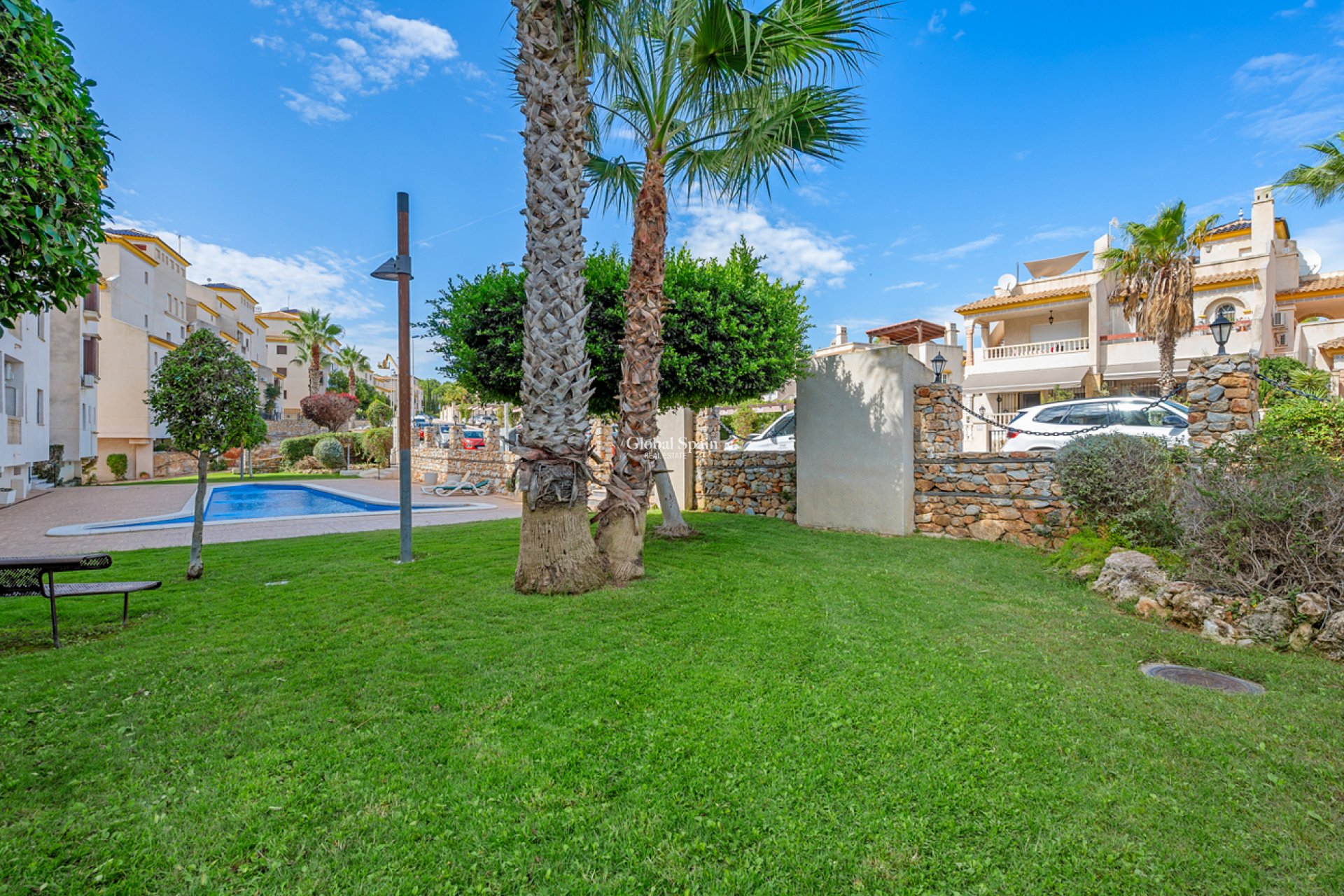 Resale - PENTHOUSE -
DEHESA DE CAMPOAMOR - Costa Blanca
