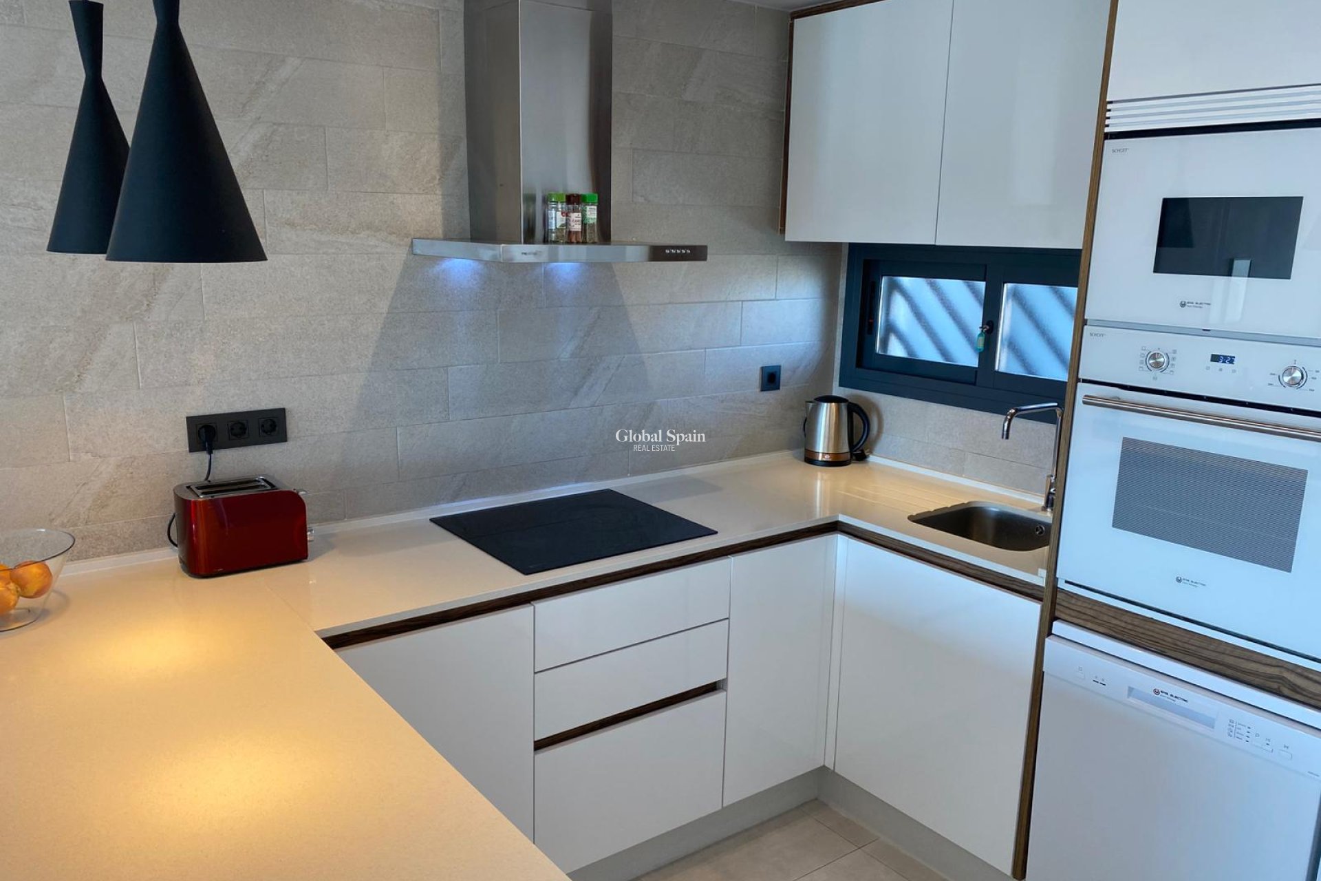 Resale - PENTHOUSE -
EL RASO - Costa Blanca