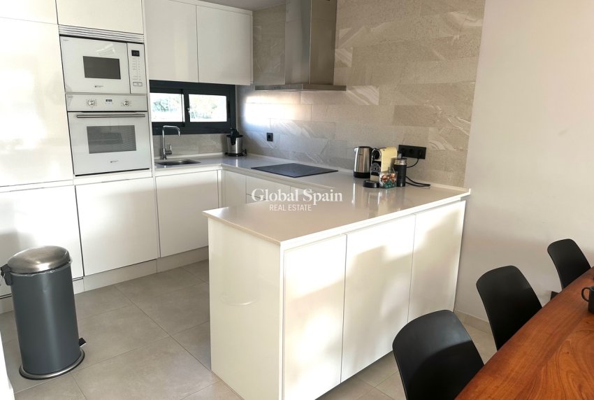 Resale - PENTHOUSE -
EL RASO