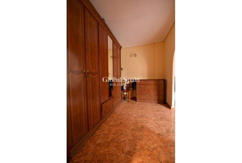 Resale - PENTHOUSE -
GUARDAMAR DEL SEGURA - Costa Blanca