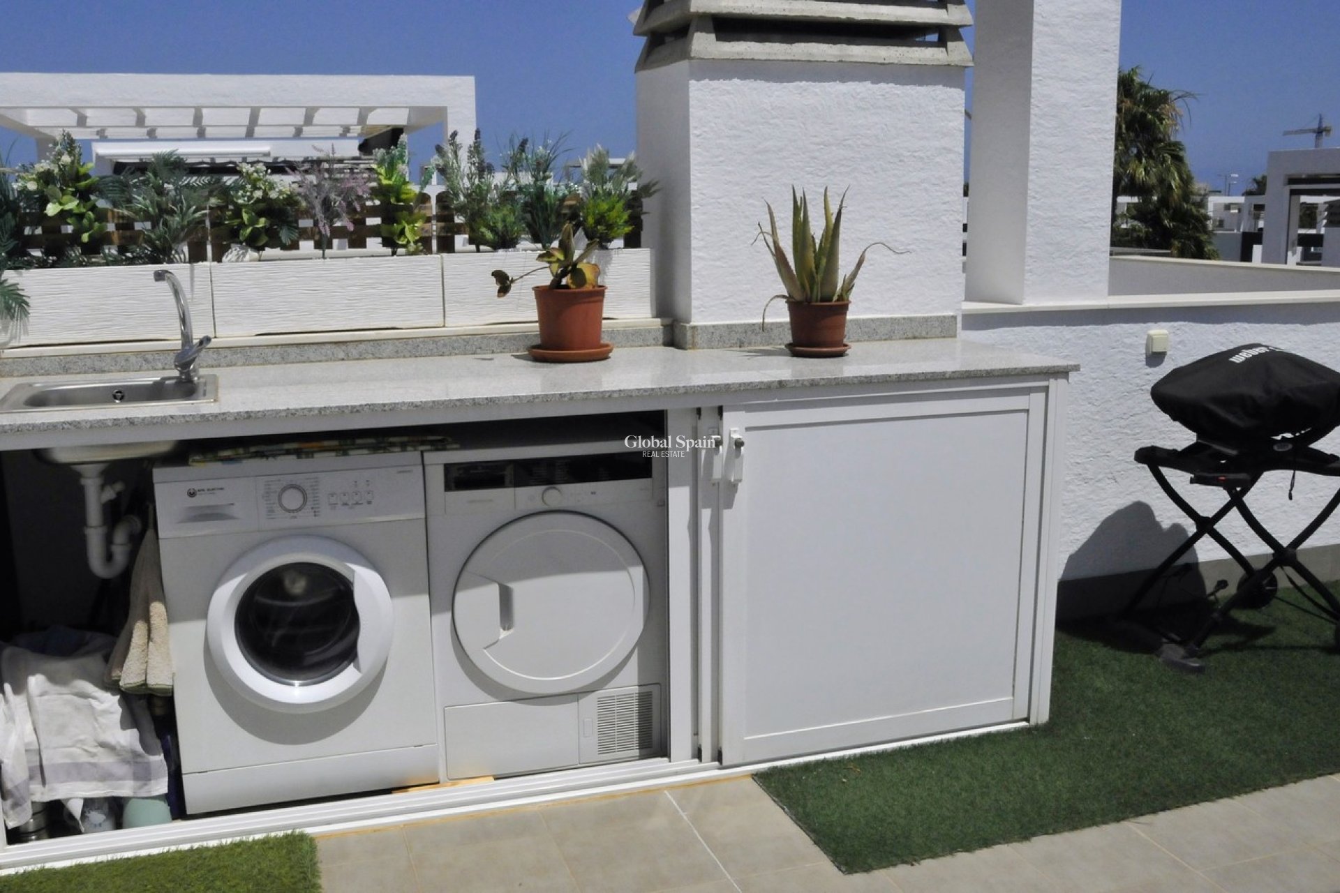 Resale - PENTHOUSE -
GUARDAMAR DEL SEGURA - Costa Blanca
