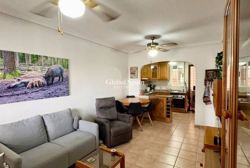 Resale - PENTHOUSE -
GUARDAMAR DEL SEGURA - Costa Blanca