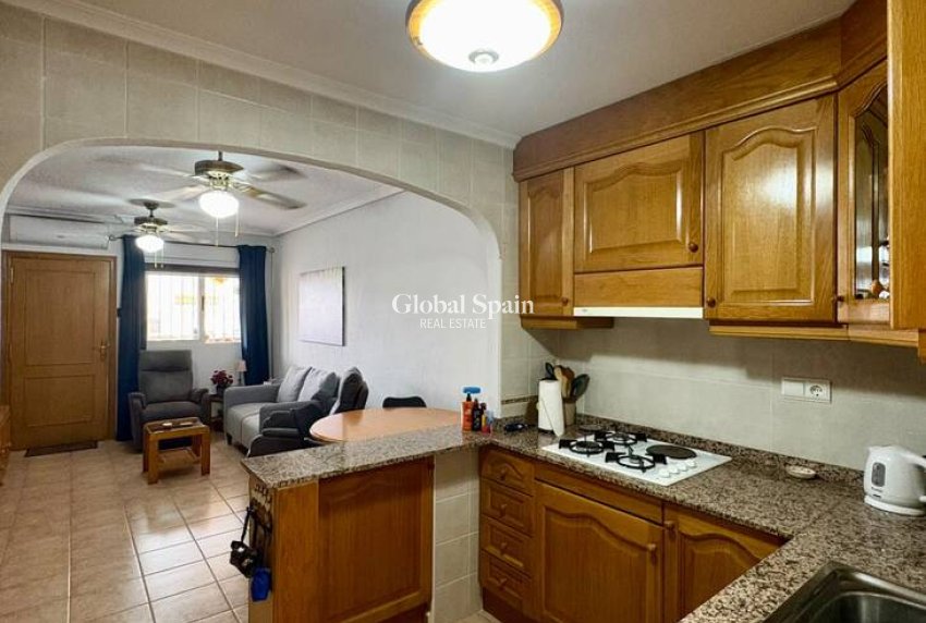 Resale - PENTHOUSE -
GUARDAMAR DEL SEGURA - Costa Blanca