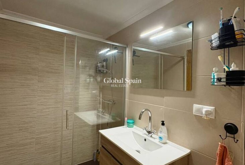 Resale - PENTHOUSE -
GUARDAMAR DEL SEGURA - Costa Blanca