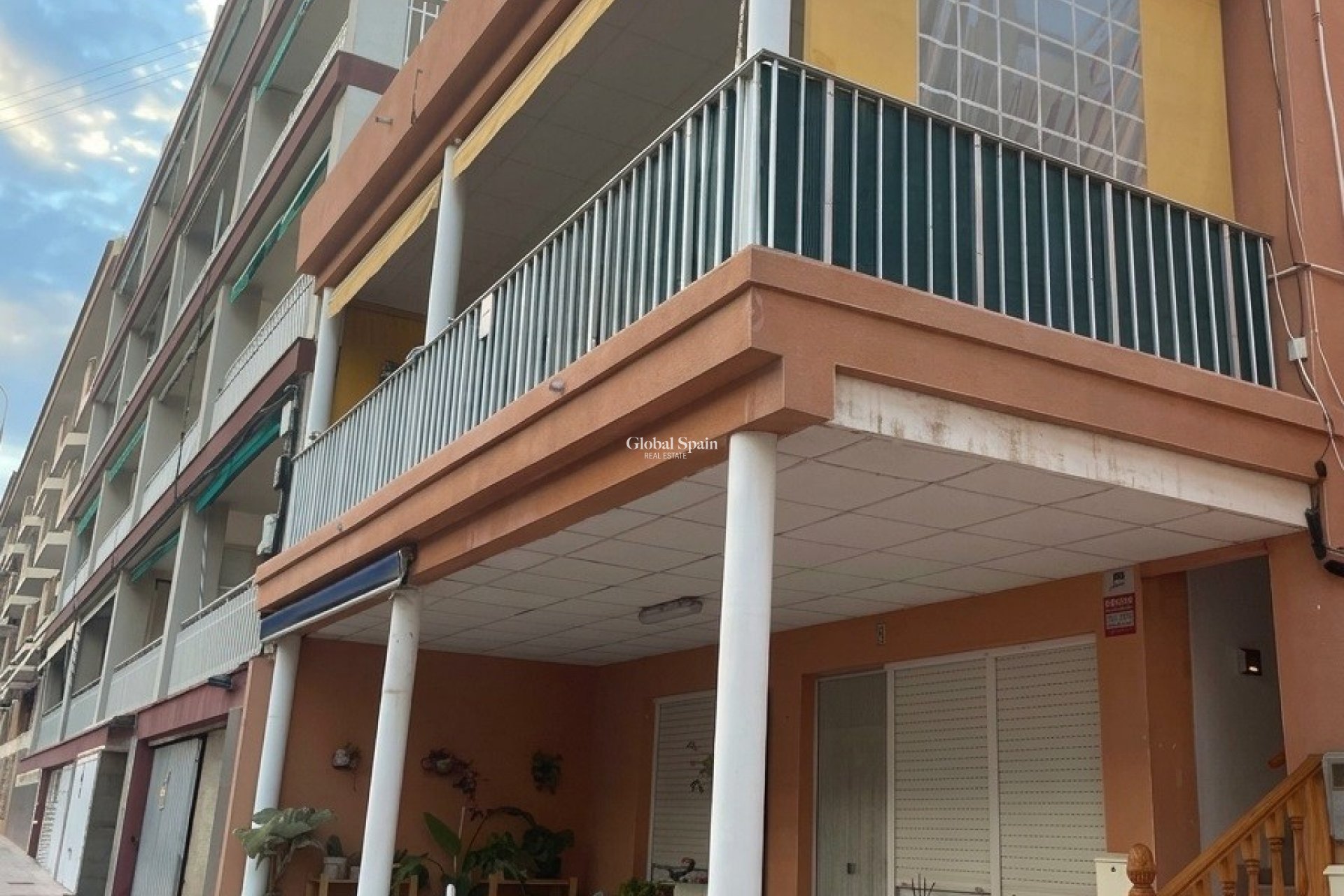 Resale - PENTHOUSE -
GUARDAMAR DEL SEGURA - Costa Blanca