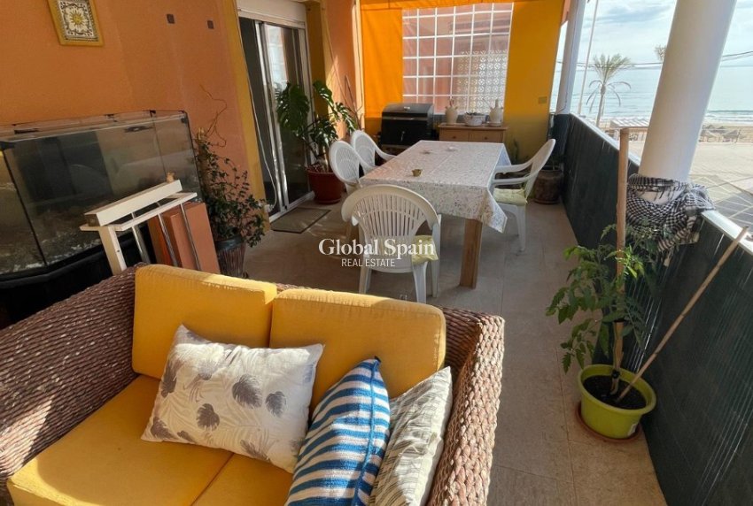 Resale - PENTHOUSE -
GUARDAMAR DEL SEGURA - Costa Blanca
