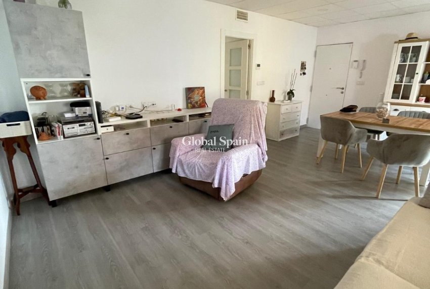Resale - PENTHOUSE -
GUARDAMAR DEL SEGURA - Costa Blanca