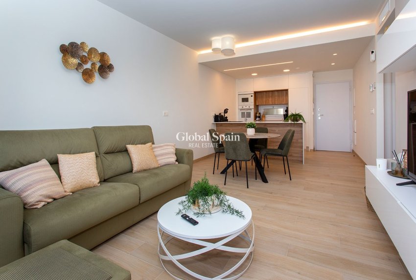Resale - PENTHOUSE -
GUARDAMAR DEL SEGURA - EL RASO
