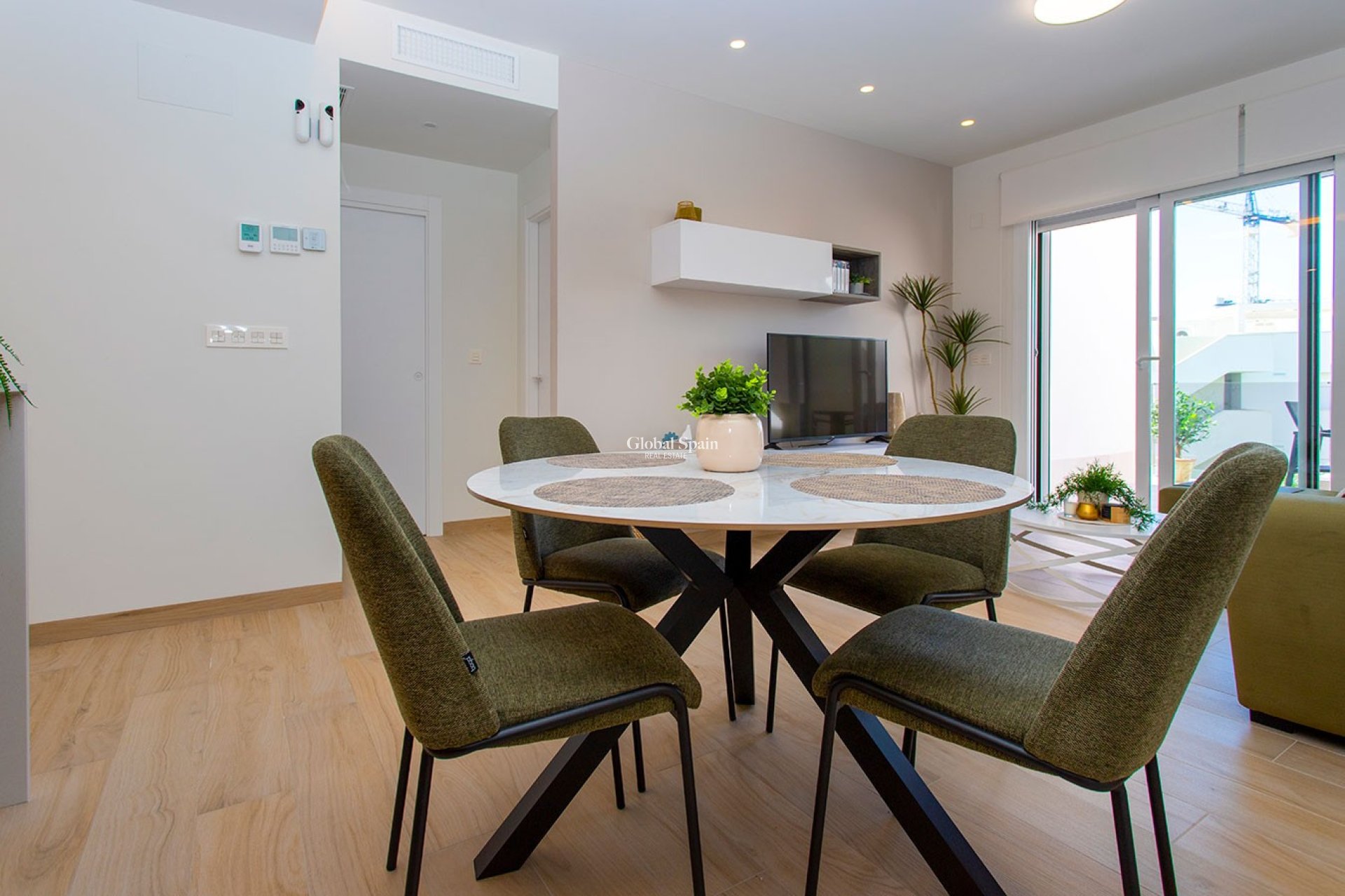 Resale - PENTHOUSE -
GUARDAMAR DEL SEGURA - EL RASO