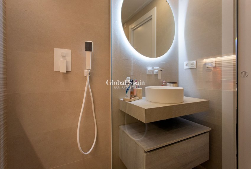 Resale - PENTHOUSE -
GUARDAMAR DEL SEGURA - EL RASO