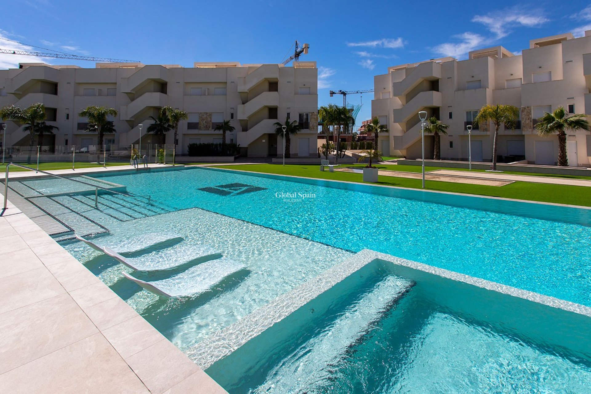 Resale - PENTHOUSE -
GUARDAMAR DEL SEGURA - EL RASO