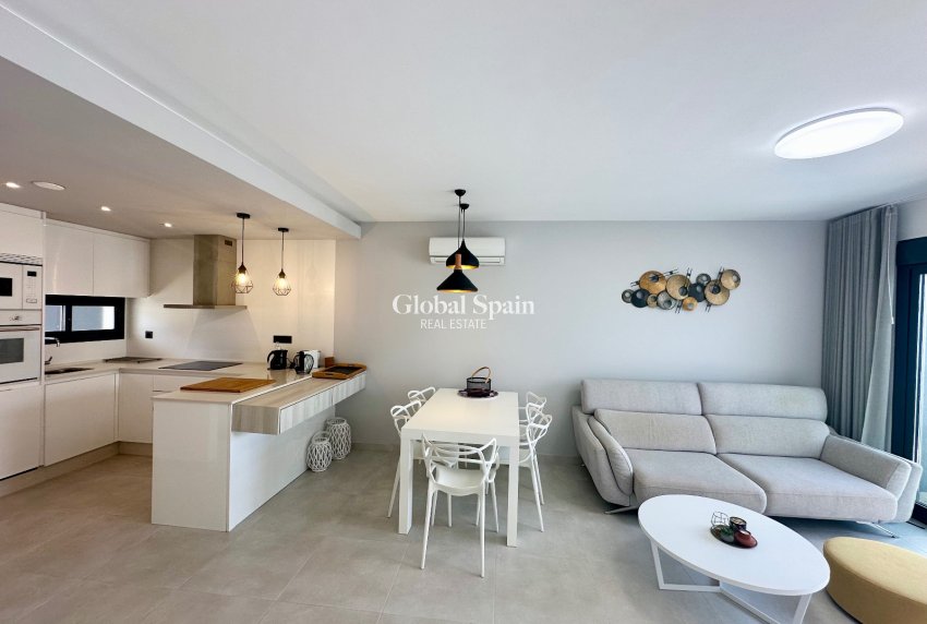 Resale - PENTHOUSE -
GUARDAMAR DEL SEGURA - EL RASO