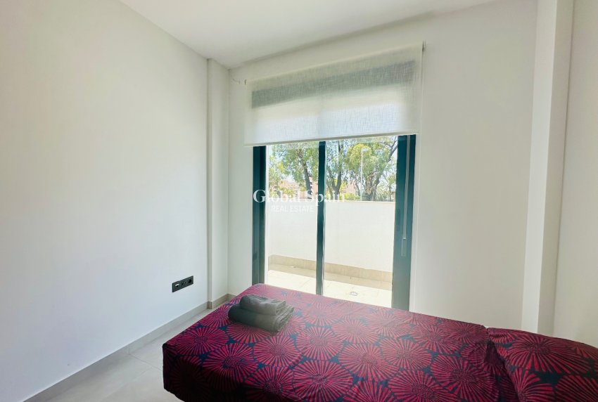 Resale - PENTHOUSE -
GUARDAMAR DEL SEGURA - EL RASO