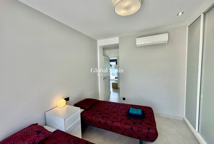 Resale - PENTHOUSE -
GUARDAMAR DEL SEGURA - EL RASO