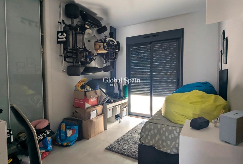 Resale - PENTHOUSE -
GUARDAMAR DEL SEGURA - El Raso