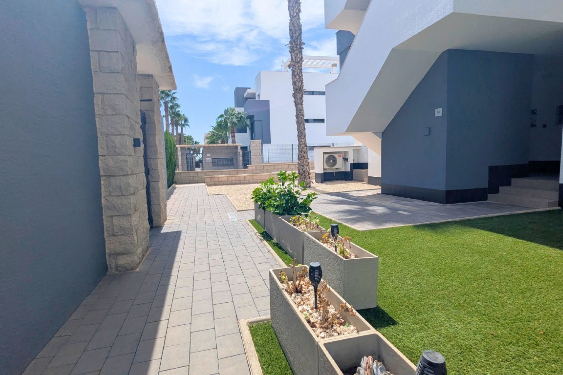 Resale - PENTHOUSE -
GUARDAMAR DEL SEGURA - El Raso