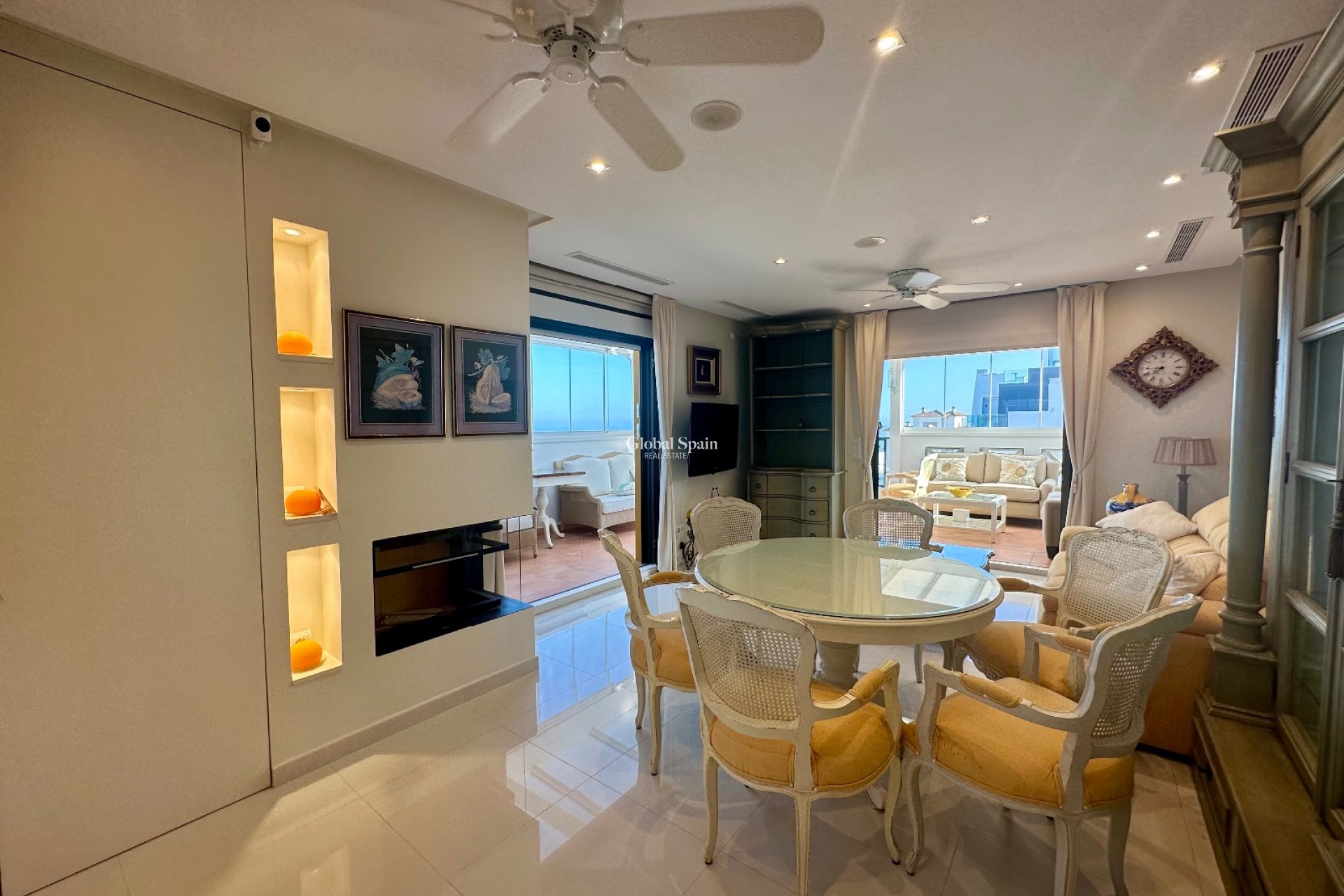 Resale - PENTHOUSE -
GUARDAMAR DEL SEGURA - Marjal Beach