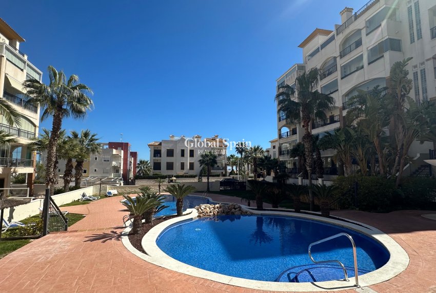 Resale - PENTHOUSE -
GUARDAMAR DEL SEGURA - Marjal Beach
