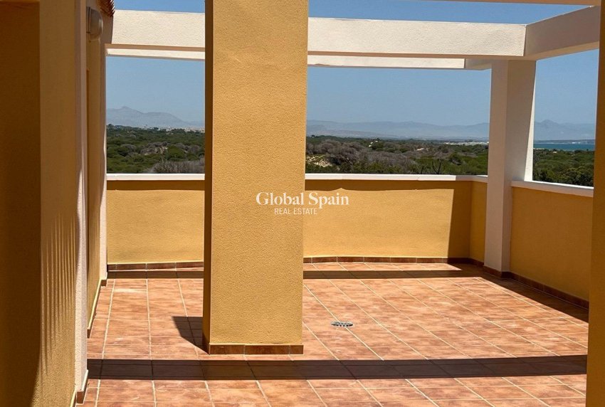 Resale - PENTHOUSE -
GUARDAMAR DEL SEGURA