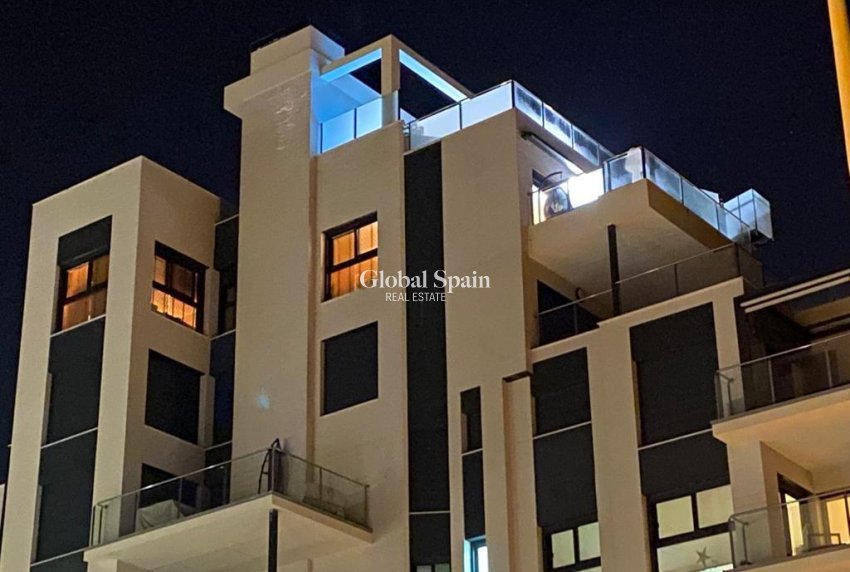 Resale - PENTHOUSE -
GUARDAMAR DEL SEGURA