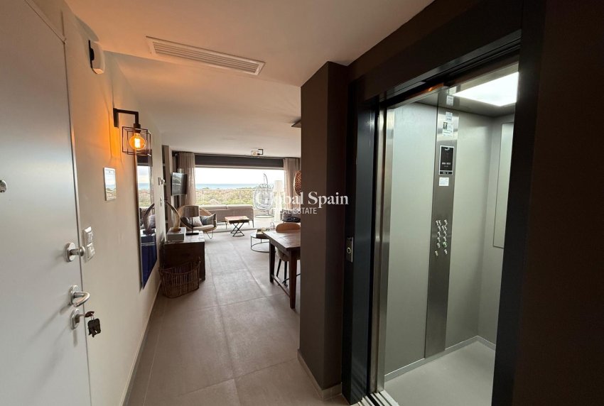 Resale - PENTHOUSE -
GUARDAMAR DEL SEGURA