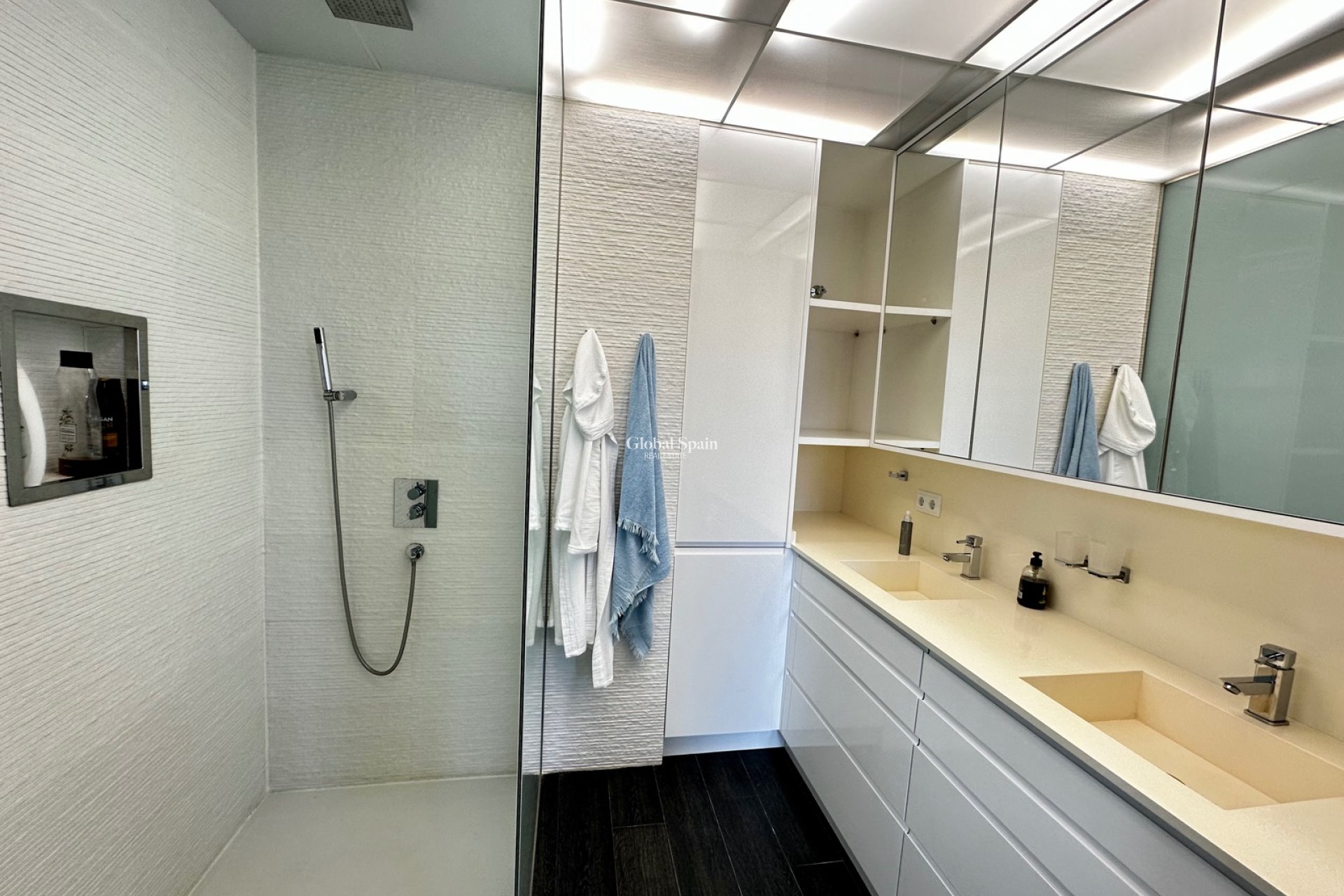 Resale - Penthouse -
GUARDAMAR DEL SEGURA