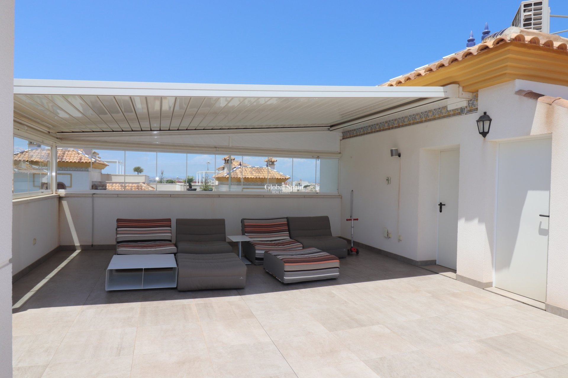 Resale - Penthouse -
GUARDAMAR DEL SEGURA