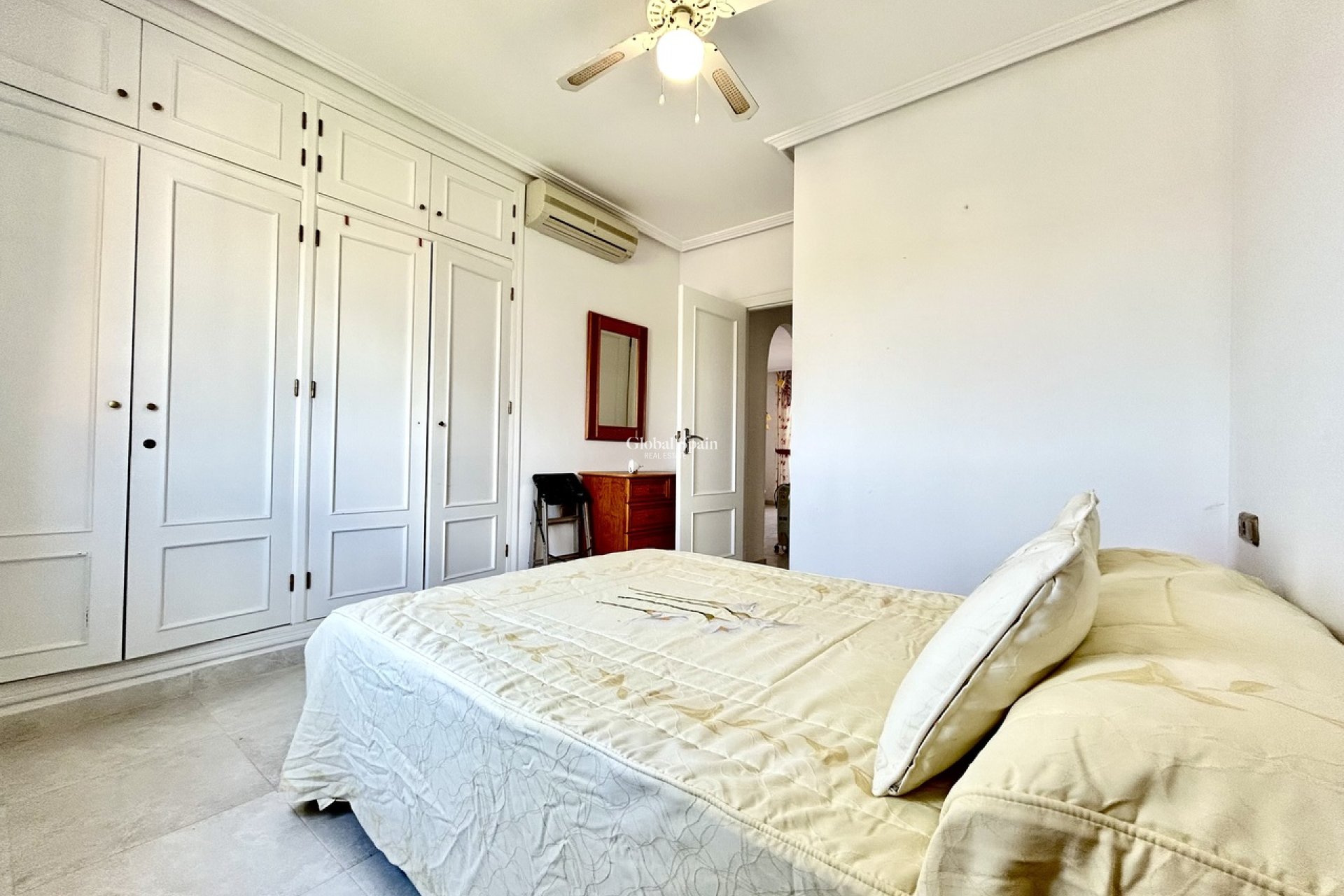 Resale - PENTHOUSE -
LA ZENIA - Costa Blanca