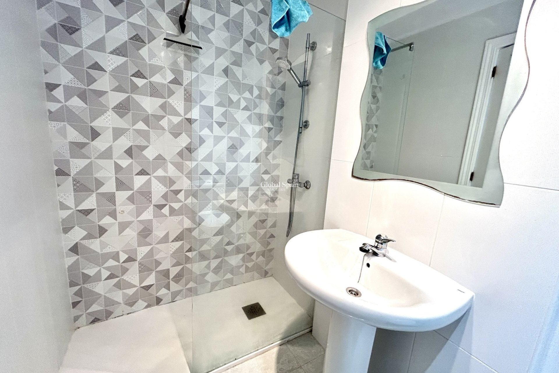 Resale - PENTHOUSE -
LA ZENIA - Costa Blanca