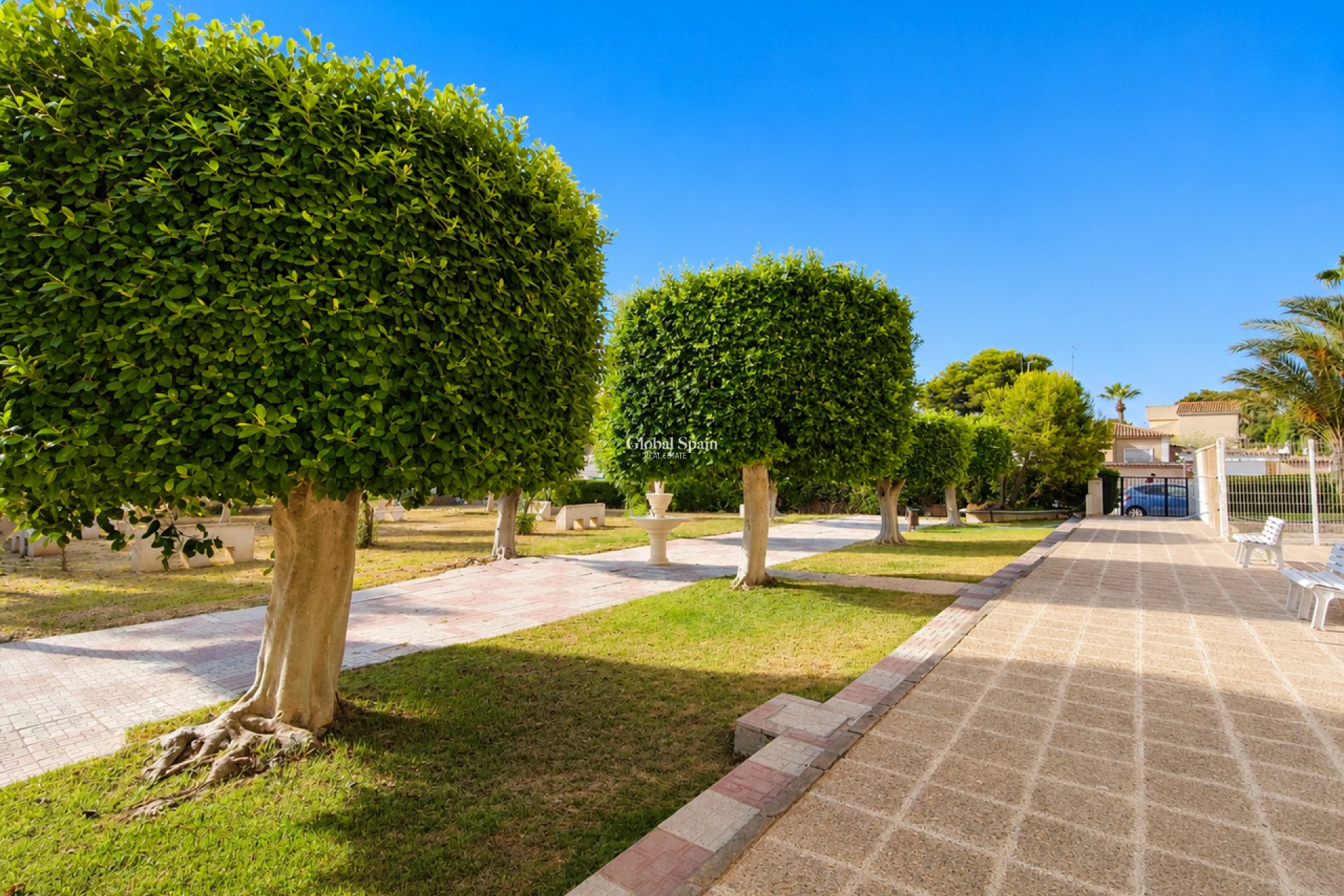 Resale - PENTHOUSE -
LA ZENIA - Costa Blanca