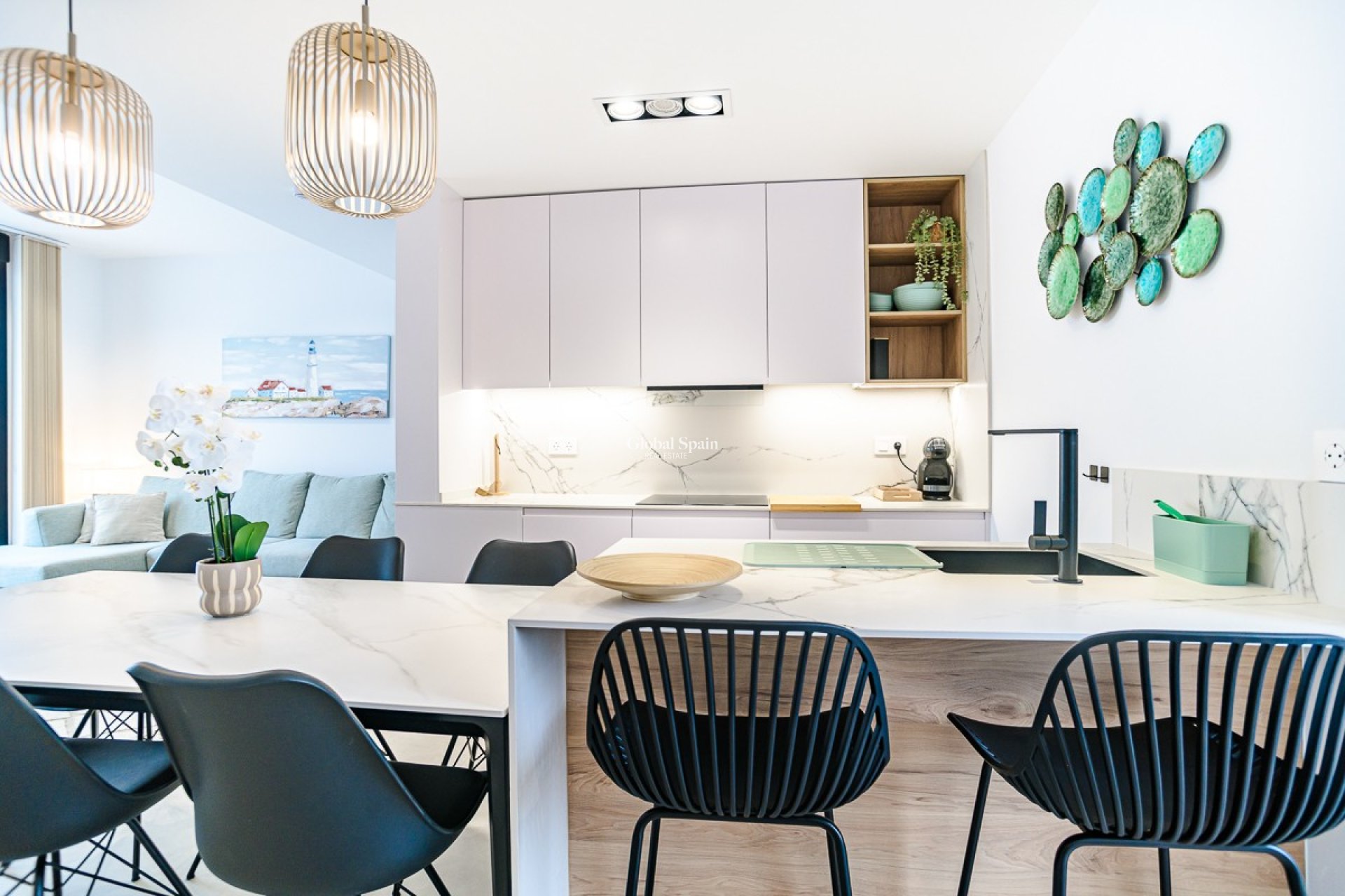 Resale - PENTHOUSE -
LO PAGÁN