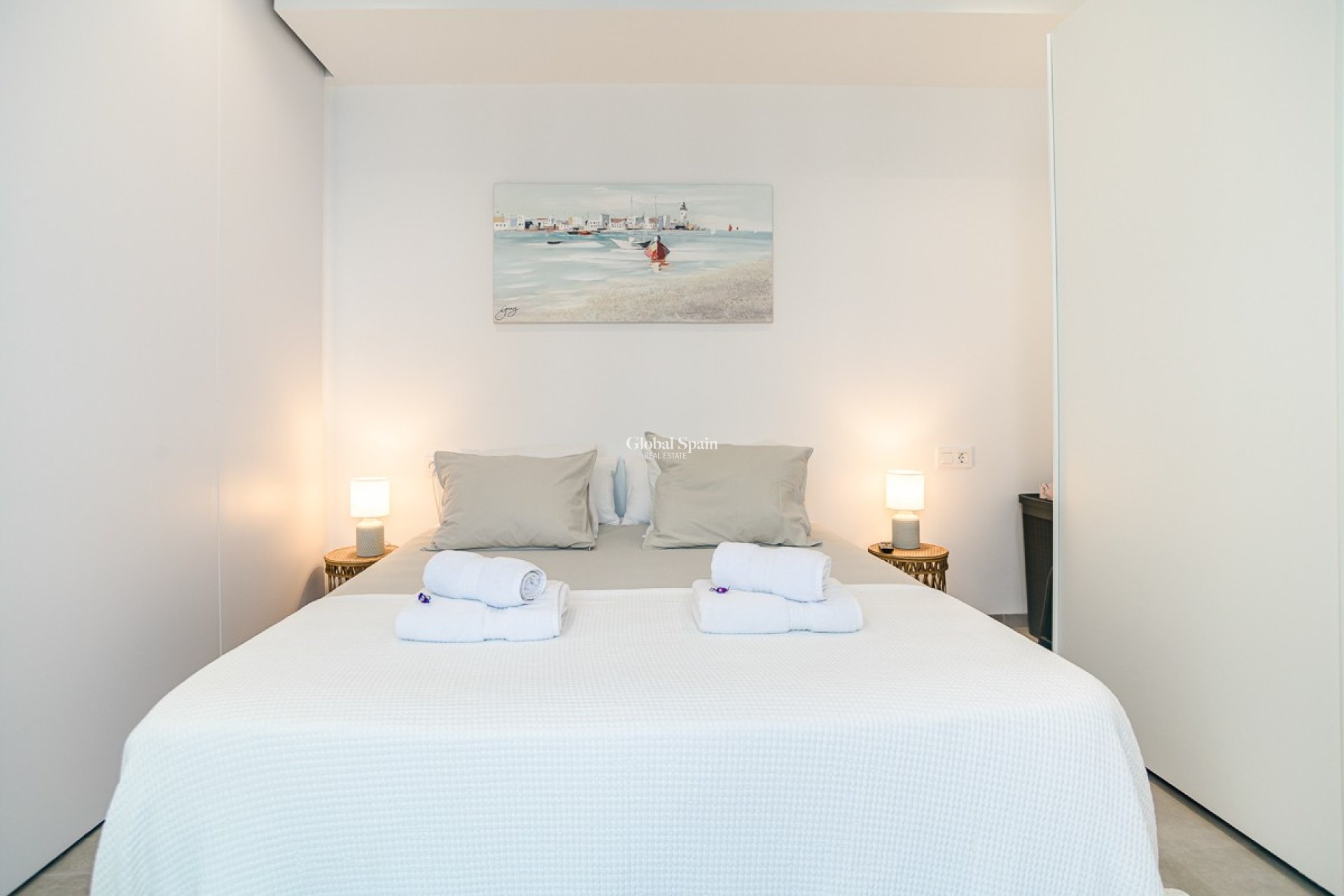 Resale - PENTHOUSE -
LO PAGÁN