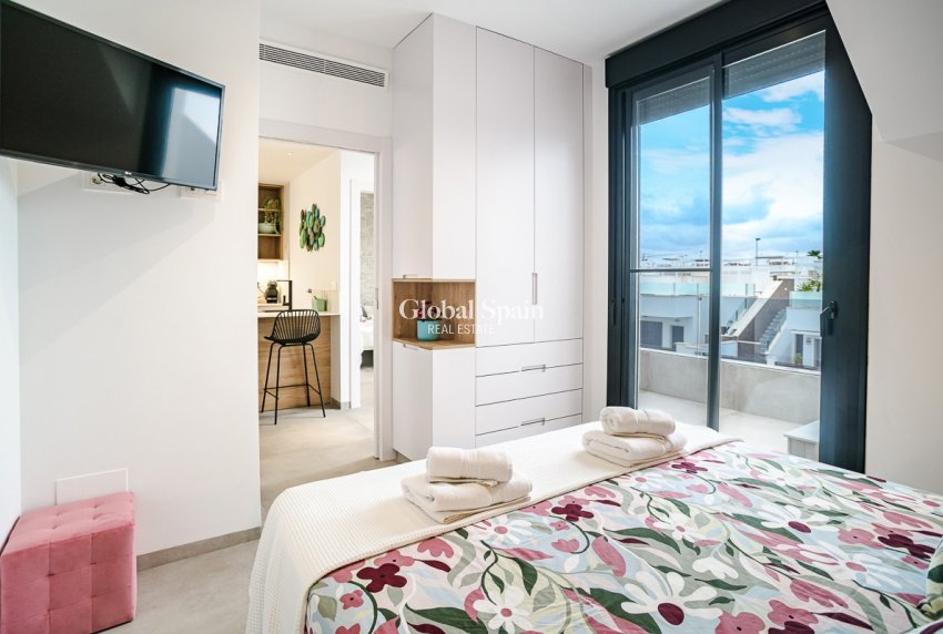 Resale - PENTHOUSE -
LO PAGÁN