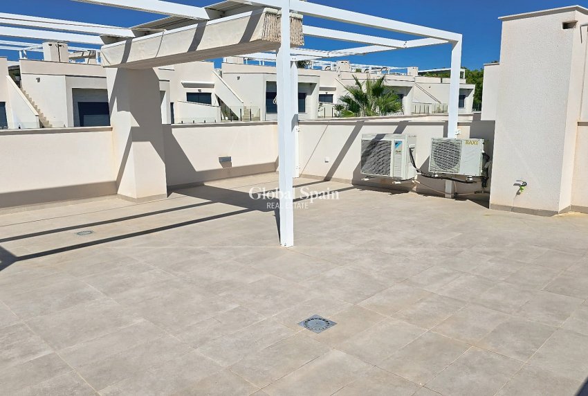 Resale - PENTHOUSE -
LO ROMERO GOLF - Inland