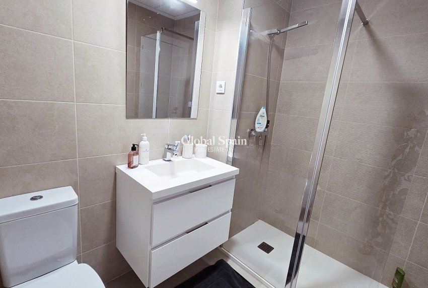 Resale - PENTHOUSE -
LO ROMERO GOLF - Inland