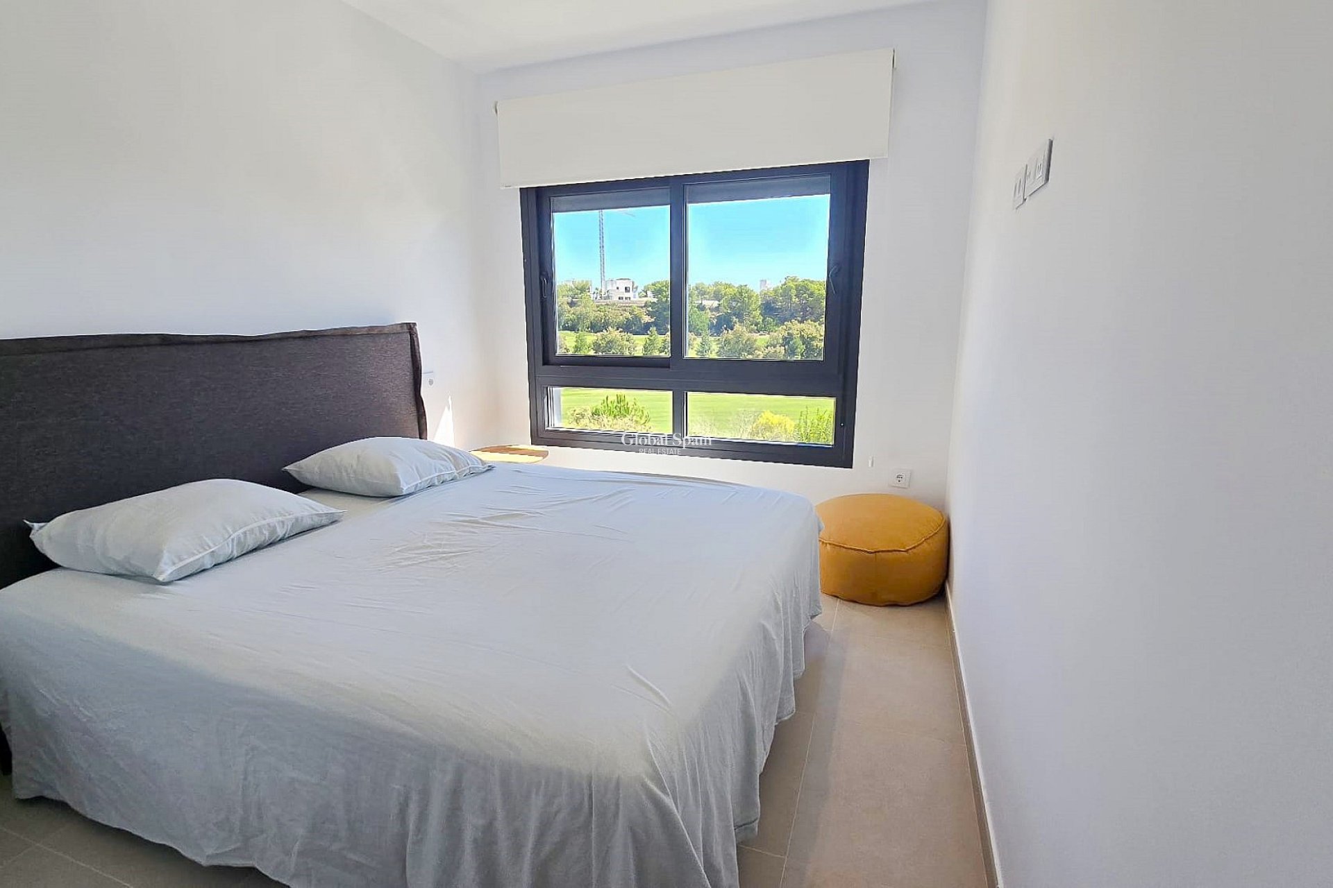 Resale - PENTHOUSE -
LO ROMERO GOLF - Inland