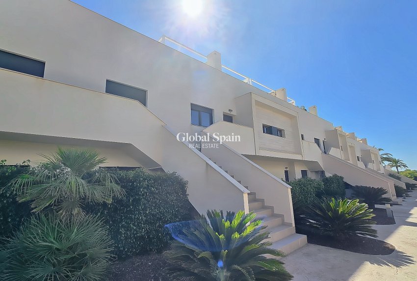 Resale - PENTHOUSE -
LO ROMERO GOLF - Inland