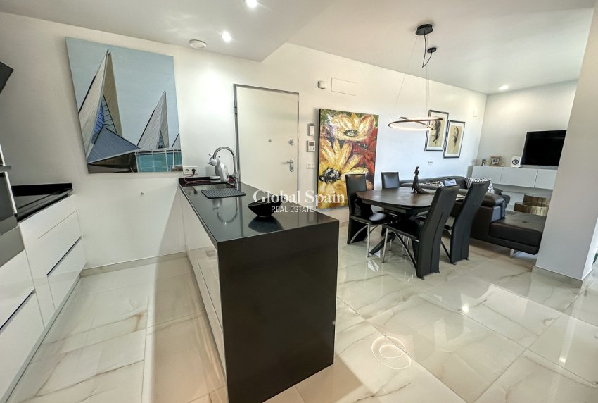 Resale - PENTHOUSE -
LOS BALCONES - LOS ALTOS - AMANECER