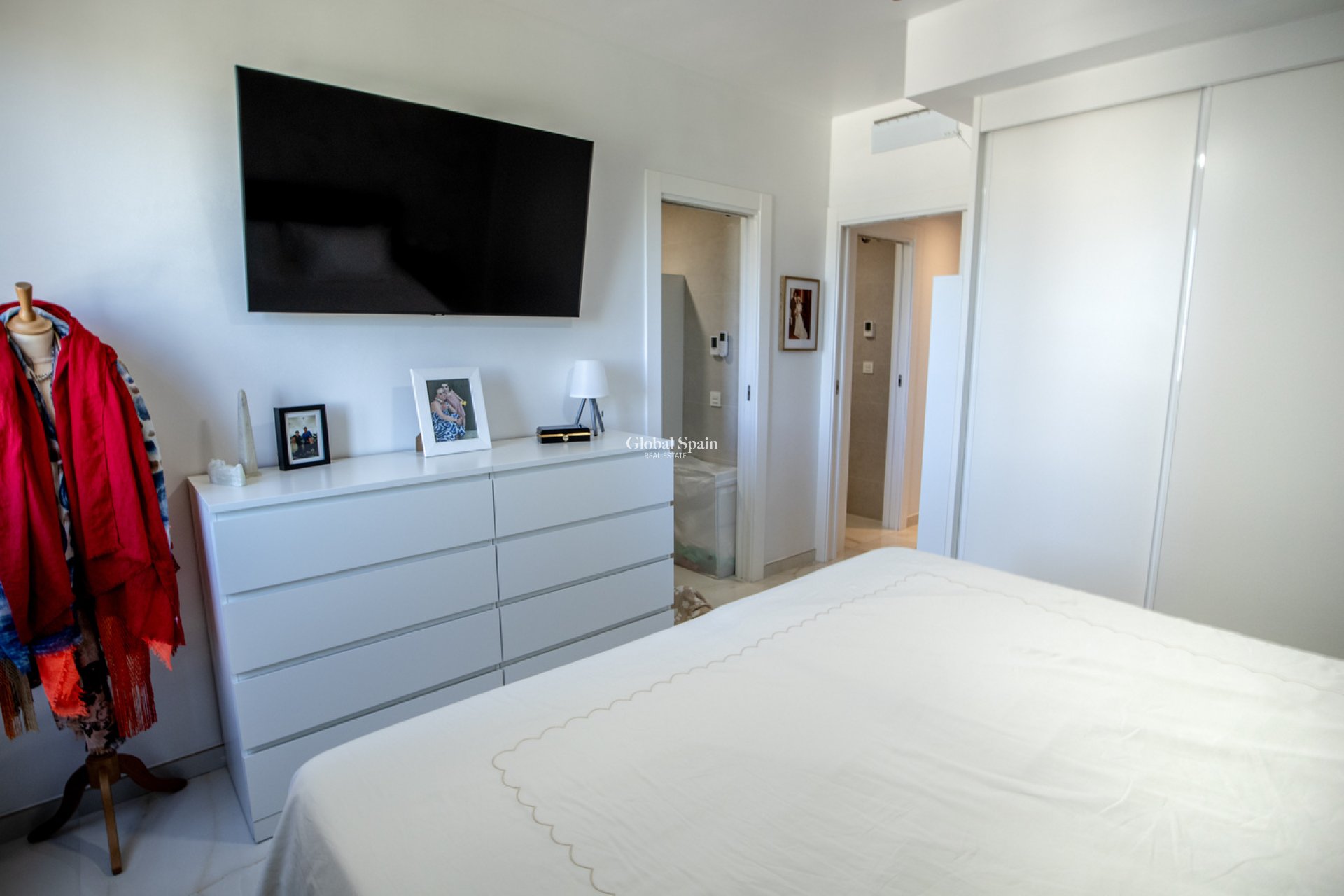 Resale - PENTHOUSE -
LOS BALCONES - LOS ALTOS - AMANECER