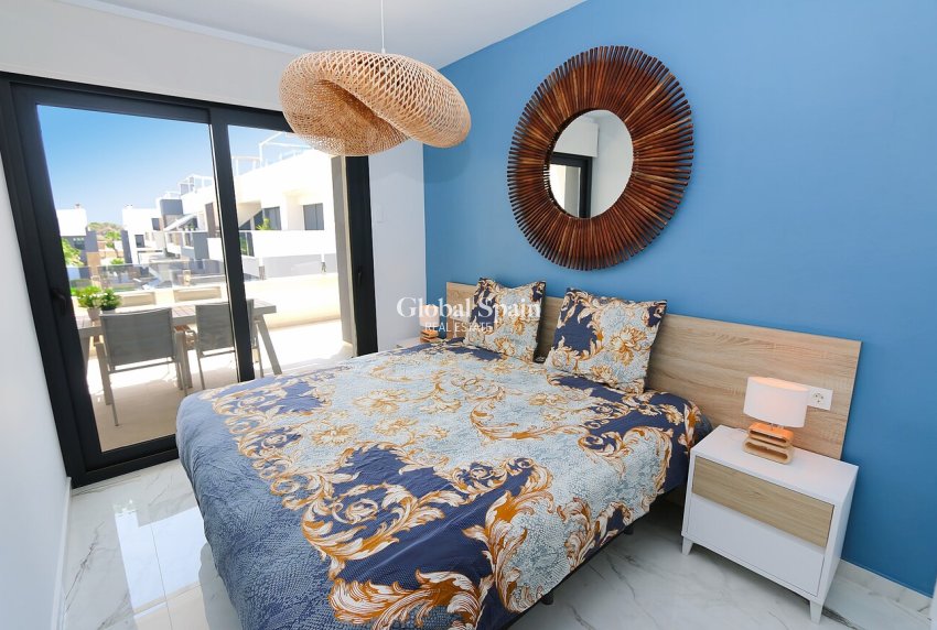 Resale - PENTHOUSE -
LOS BALCONES - LOS ALTOS - Costa Blanca