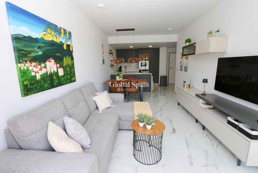 Resale - PENTHOUSE -
LOS BALCONES - LOS ALTOS - Costa Blanca