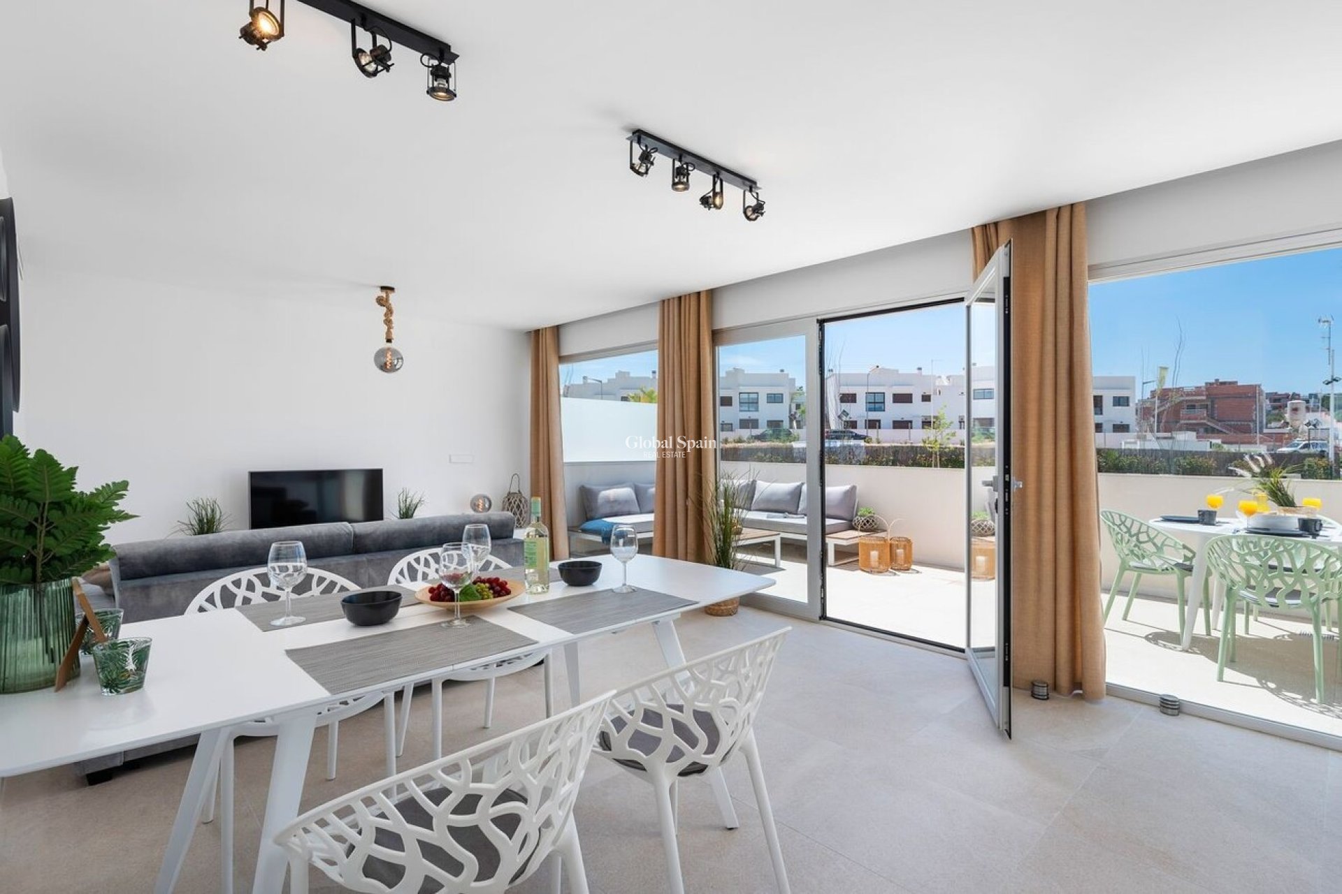 Resale - PENTHOUSE -
LOS BALCONES - LOS ALTOS - Costa Blanca