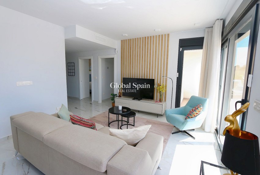 Resale - Penthouse -
LOS BALCONES - LOS ALTOS